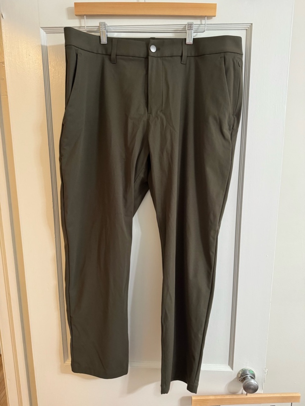 LIKE NEW Lululemon Olive Green ABC Trousers W36 L30